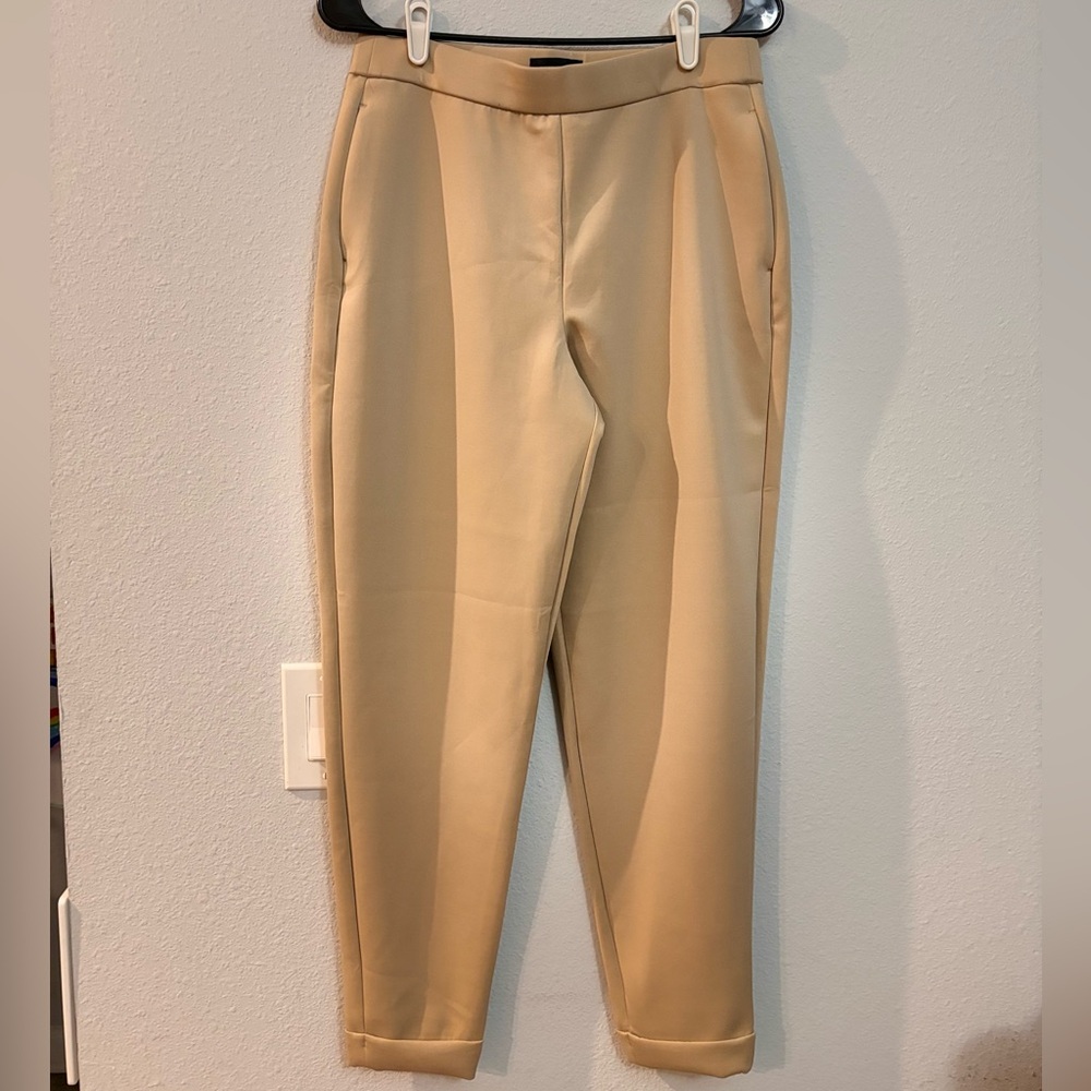 Express High Rise Jogger Pant in Size Small New With Tags!